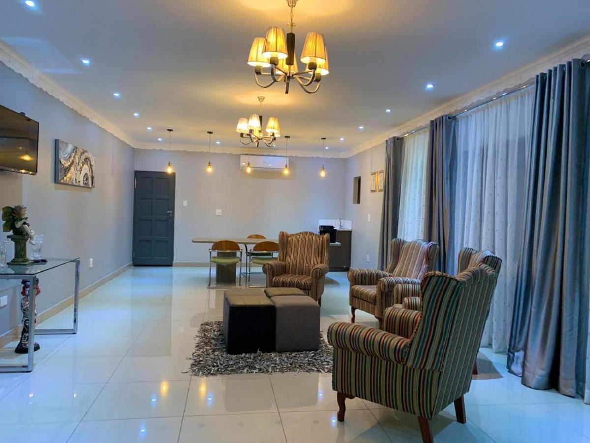 Airport Lodge Newcastle Extérieur photo